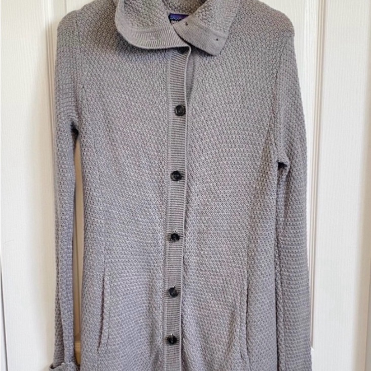 Patagonia Gray Women's Cardigan Sweater